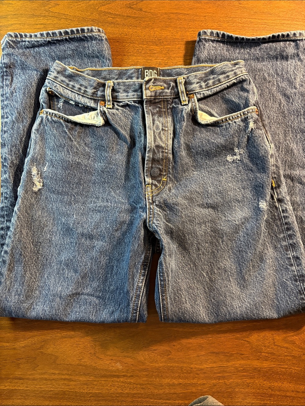BDG Wimen’s Distressed Medium Blue Relaxed Jeans